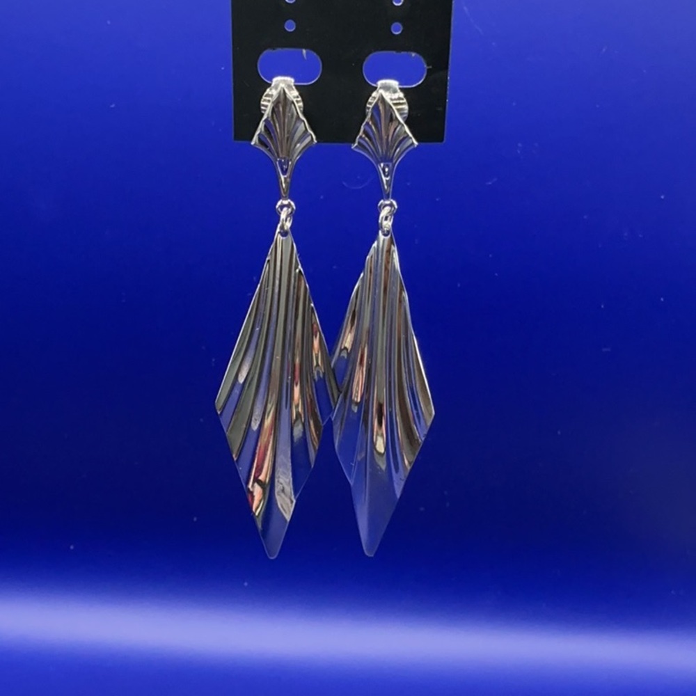 Art Deco Silver-Tone Drop Clip-on Earrings